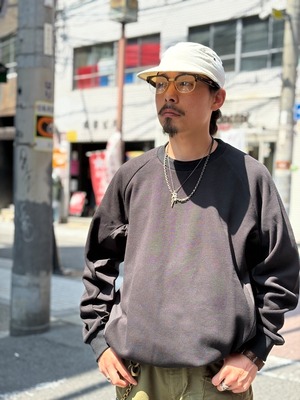 GENIUS CRAft / SIDE  SWITCHING CREW NECK