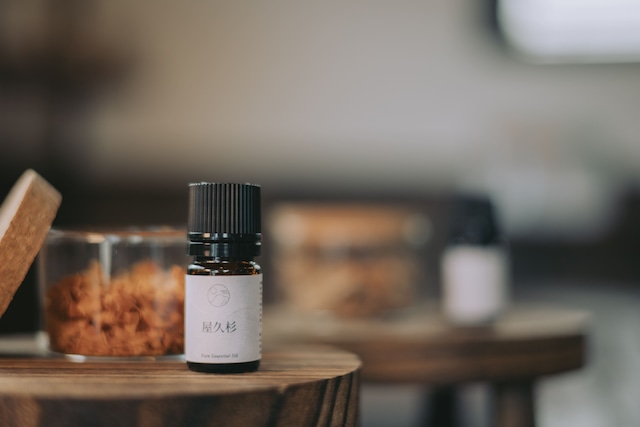 屋久島精油｜屋久杉 1ml /  Yakushima Essential Oil – Yakusugi 1ml