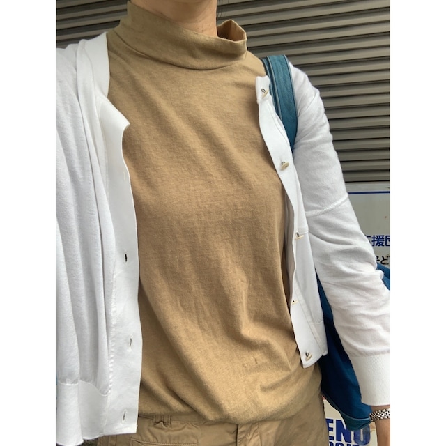 Simva104-0090-Sand MockNeck Tee