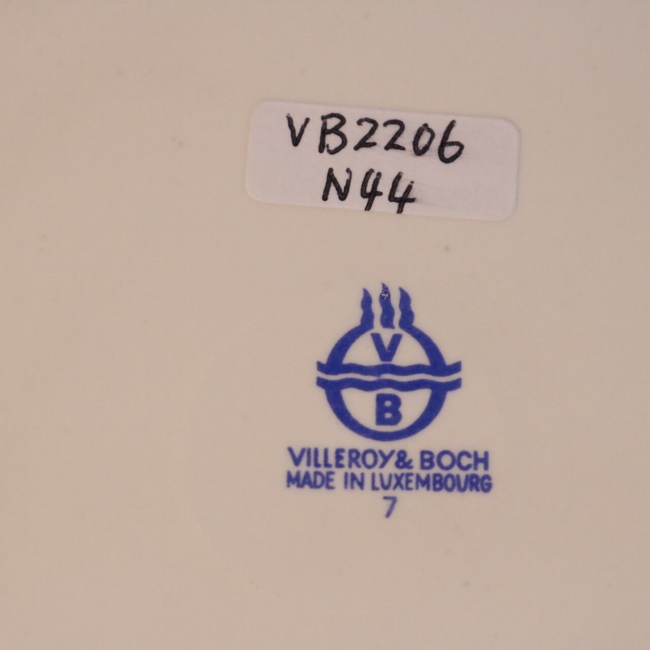 M【VB2206-N44】Villeroy& Boch ビレロイボッホ フルーツ柄 ケーキ