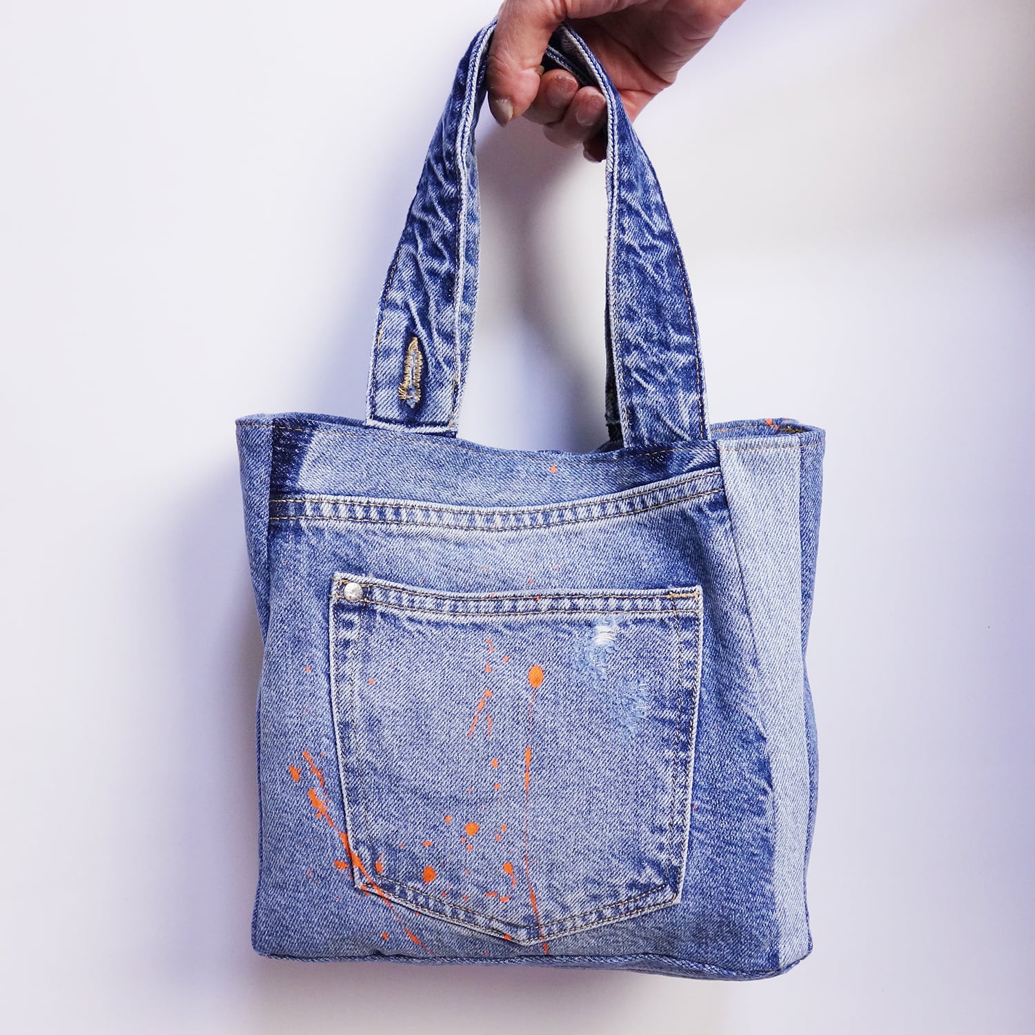 デニムベルト再利用＆ペイント加工の一点物ハンドメイドバッグ | DENIMCLUB