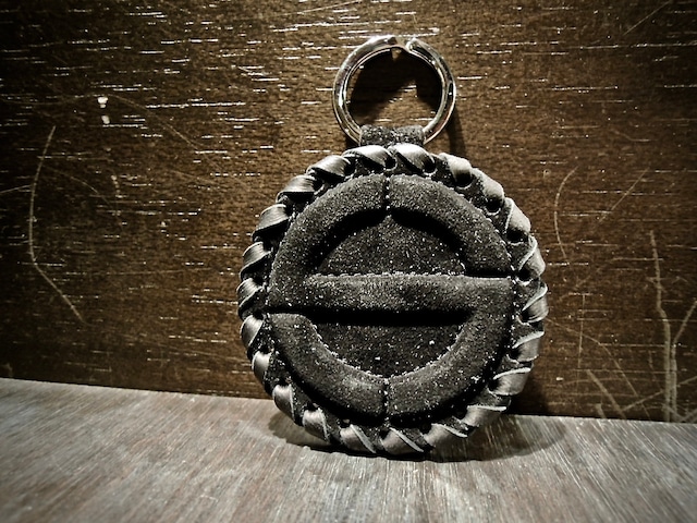 SATANTA サタンタ [S] LOGO STUDS KEY CHAIN SY-003