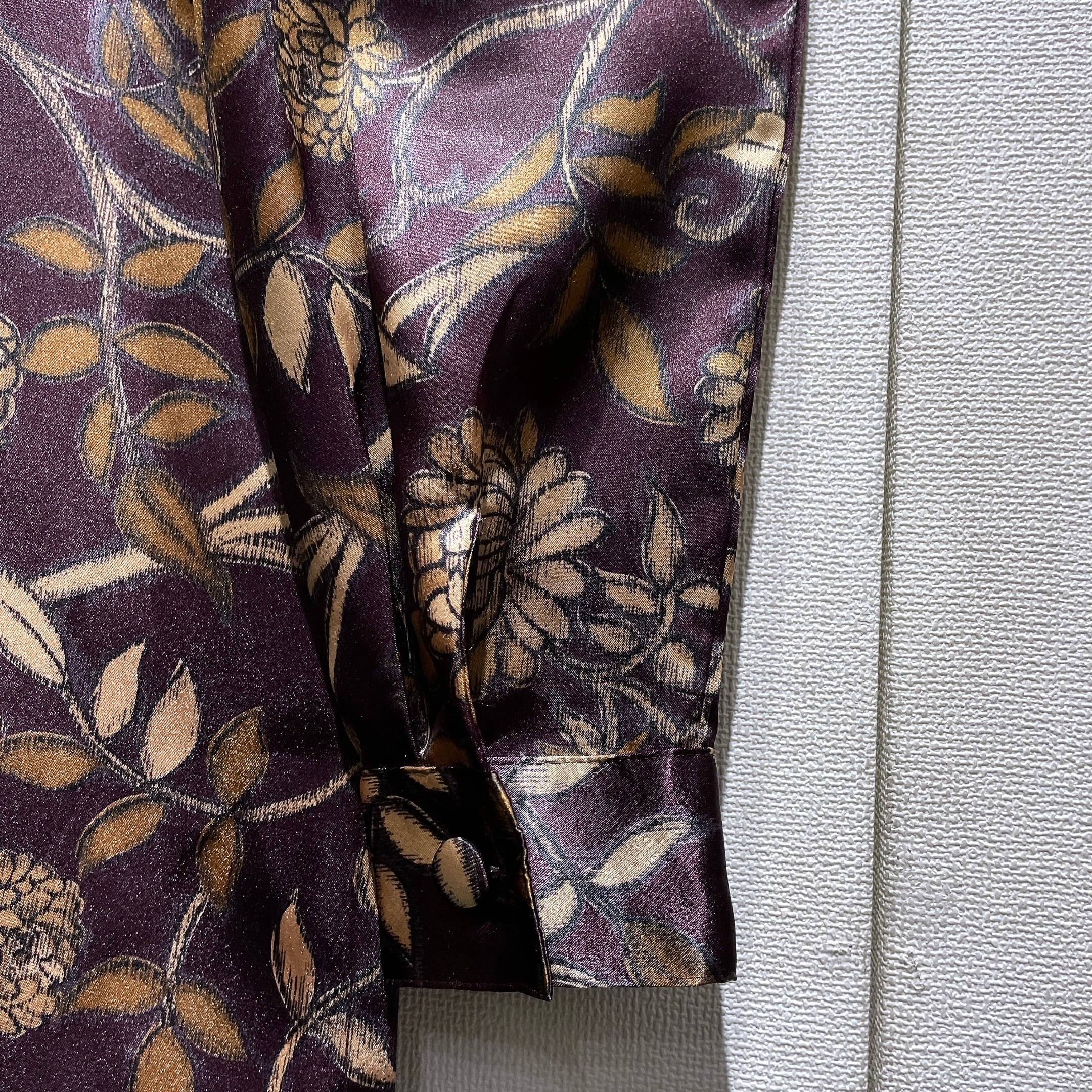 Beautiful Modern Flower painted vintage open collar drape shirt