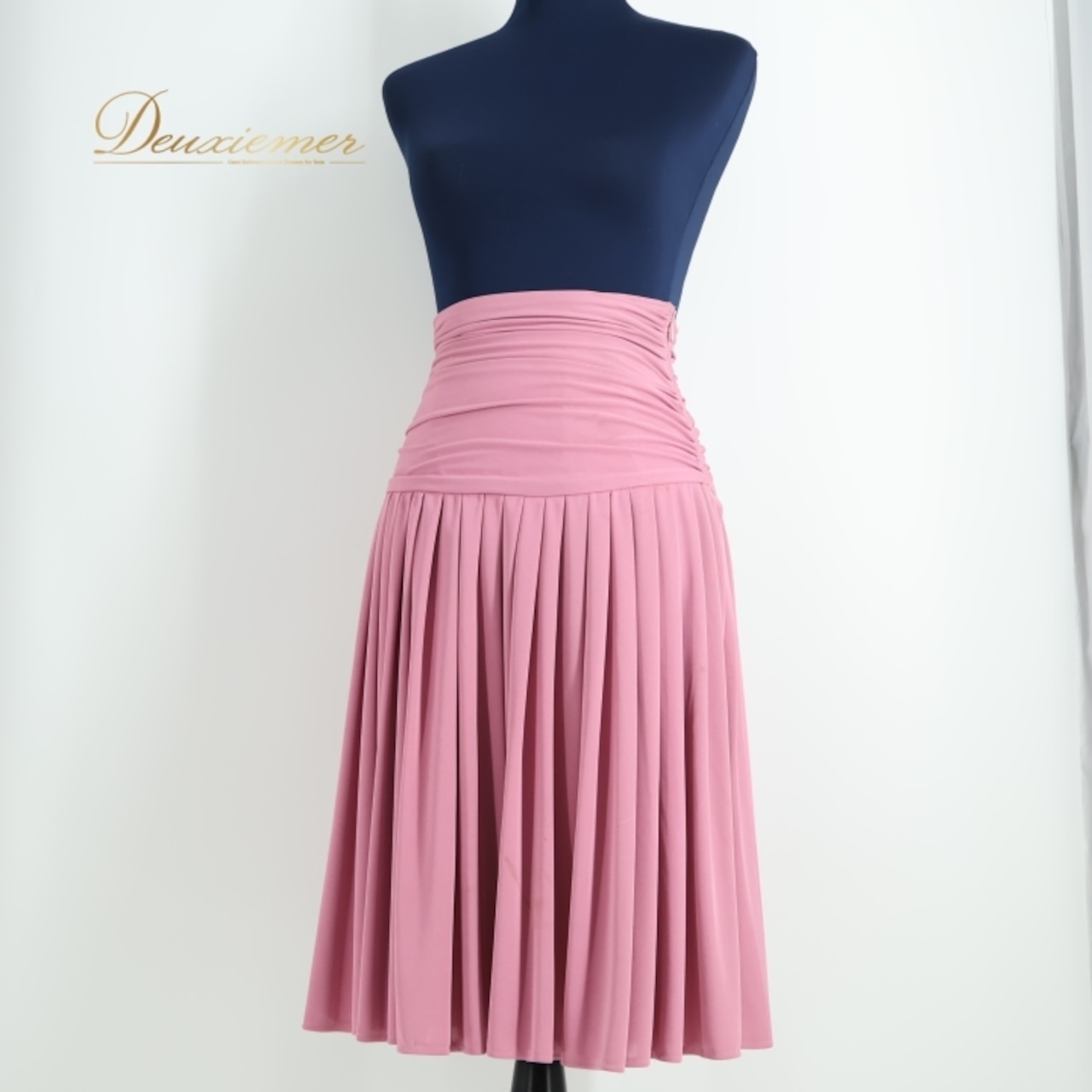 社交ダンス 衣装 スカート チャコット Chacott ピンク系 ひざ丈 無地 シンプル 上品 ドレープ レッスン 練習 華やか 柔らかい生地 かわいい 淡い