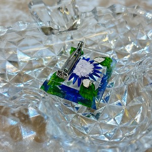 50’s lucite blue flower brooch