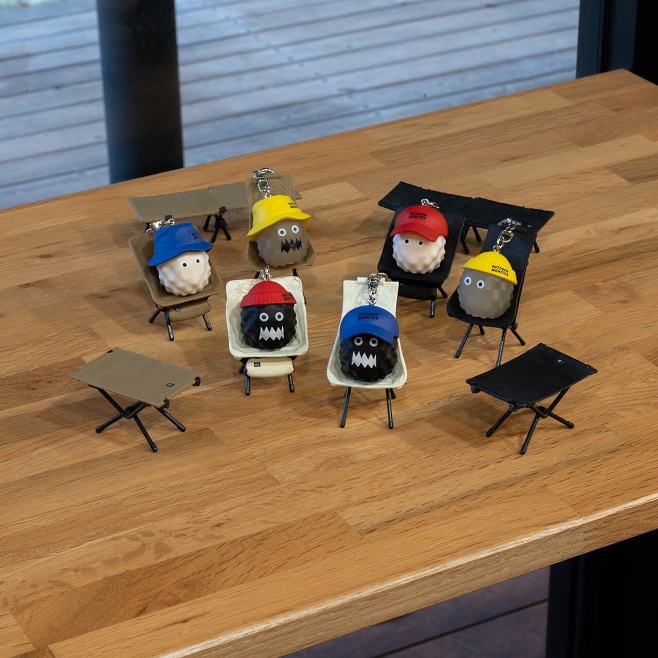 OUTDOOR MONSTER マスコットキーホルダー (コンプリートBOX) | What