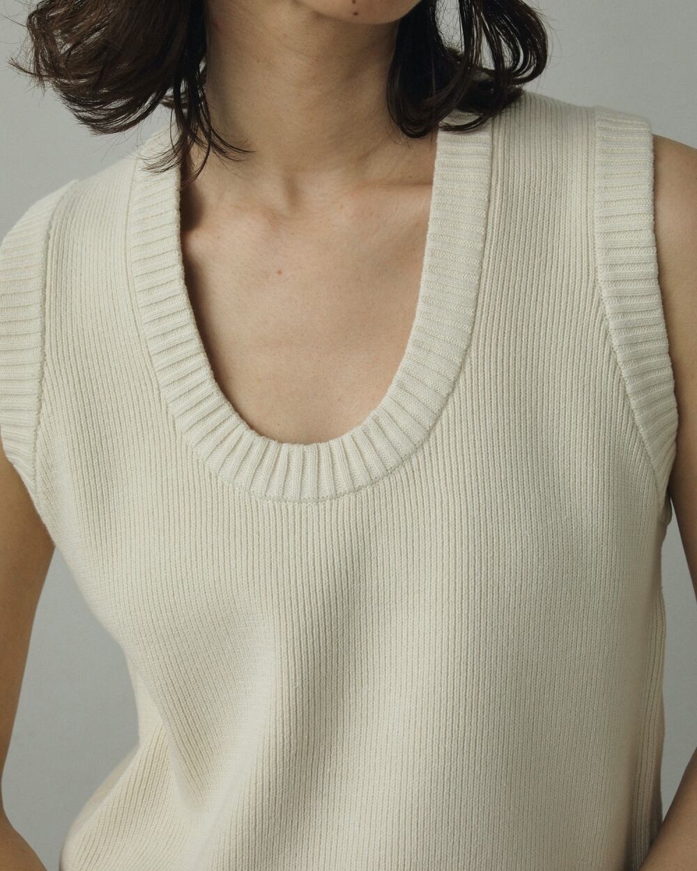 anuke 】Round Knit Vest | valance 福井｜レディース セレクト