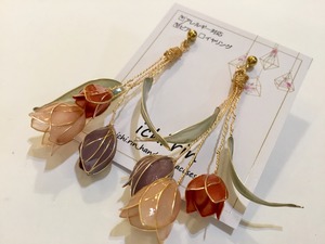 【イヤリング変更可能】ichi.rin チューリップブーケピアス くすみカラー