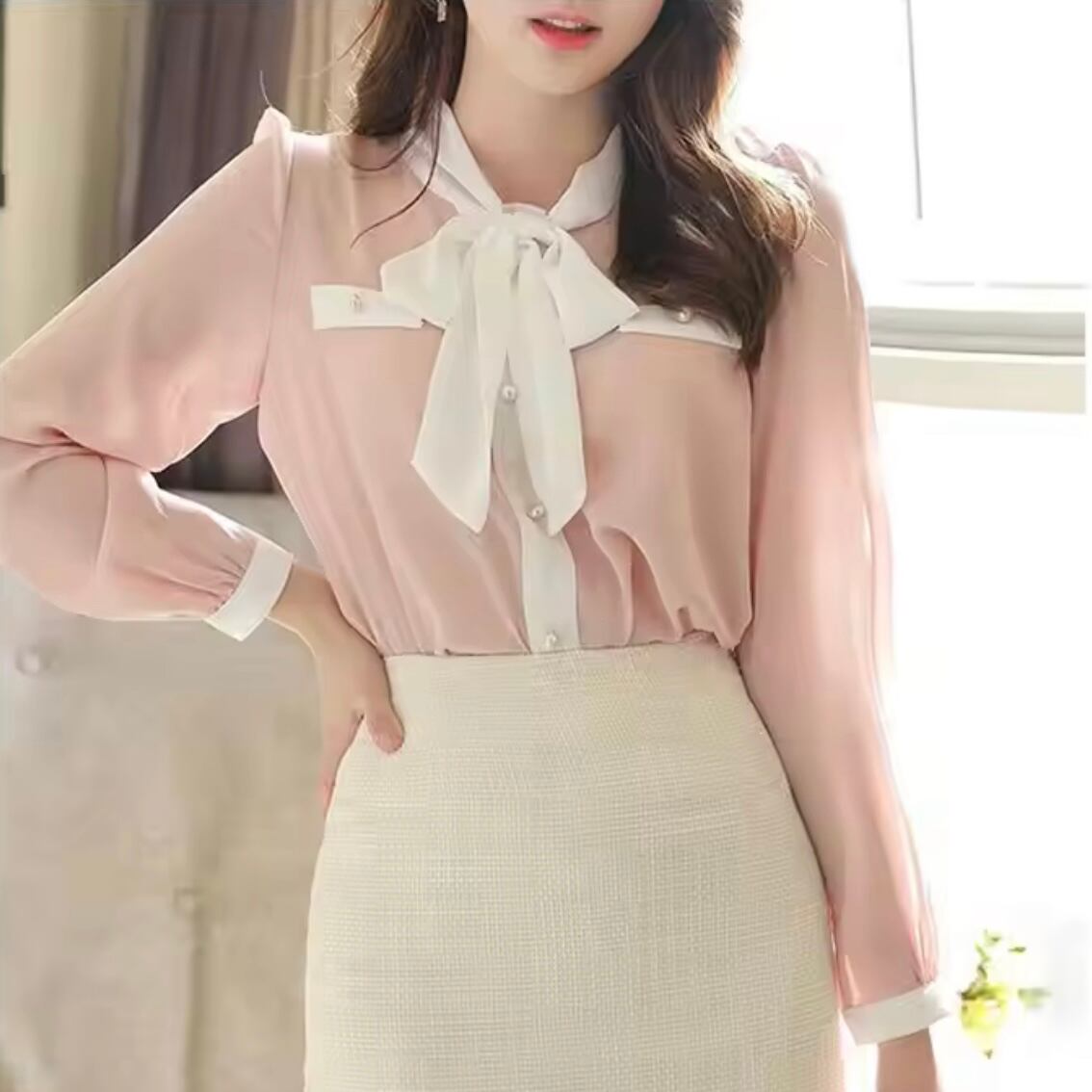 リボンタイ付きシフォンブラウス