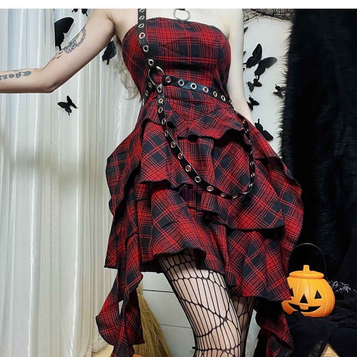 病みかわいい ハーネス赤チェックワンピース 闇ファッション サブカル