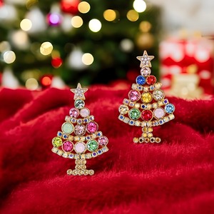 クリスマスツリー　ピンブローチ