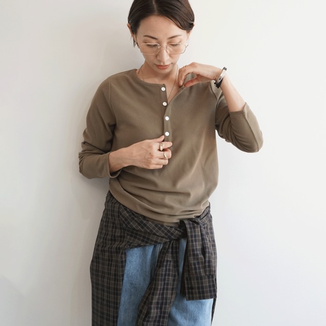 ヘンリーカットソー