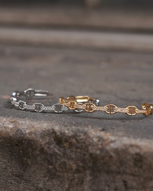 PREMIUM LUXURY ZIRCONIA BANGLE