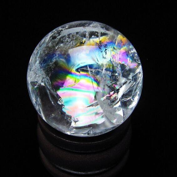 アイリスクォーツ 水晶玉 虹入り 26mm 水晶 丸玉 スフィア 置物 原石 一点物 141-8626