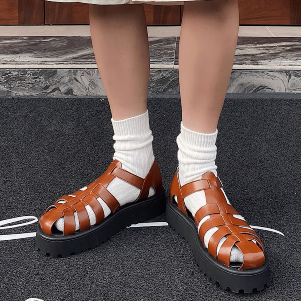 グルカ厚底サンダル　0614