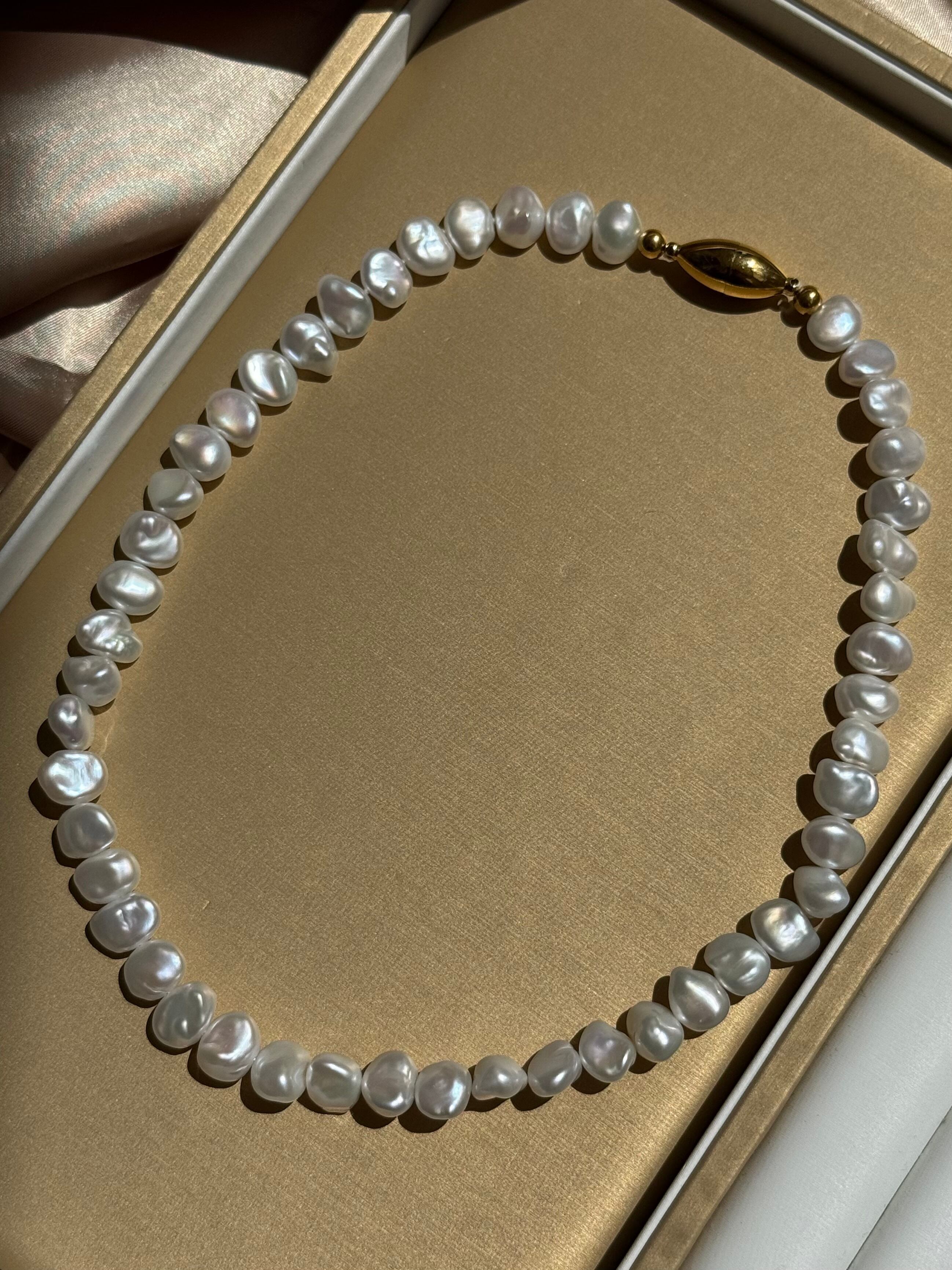 不揃いが自然で美しい〈淡水真珠ケシパール〉ネックレス | Mignon collect