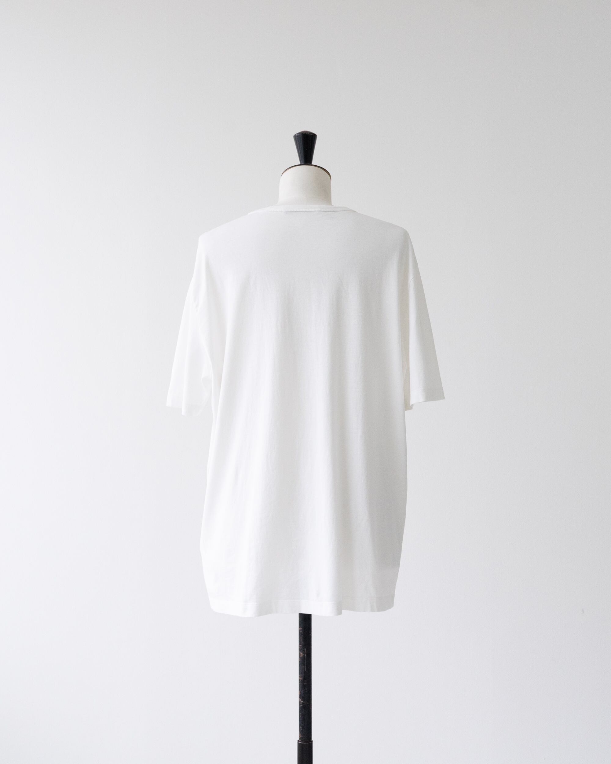 新品 ルイヴィトン キムジョーンズ ピースアンドラブ Tシャツ 新品 ルイヴィトン キムジョーンズ ピースアンドラブ Tシャツ