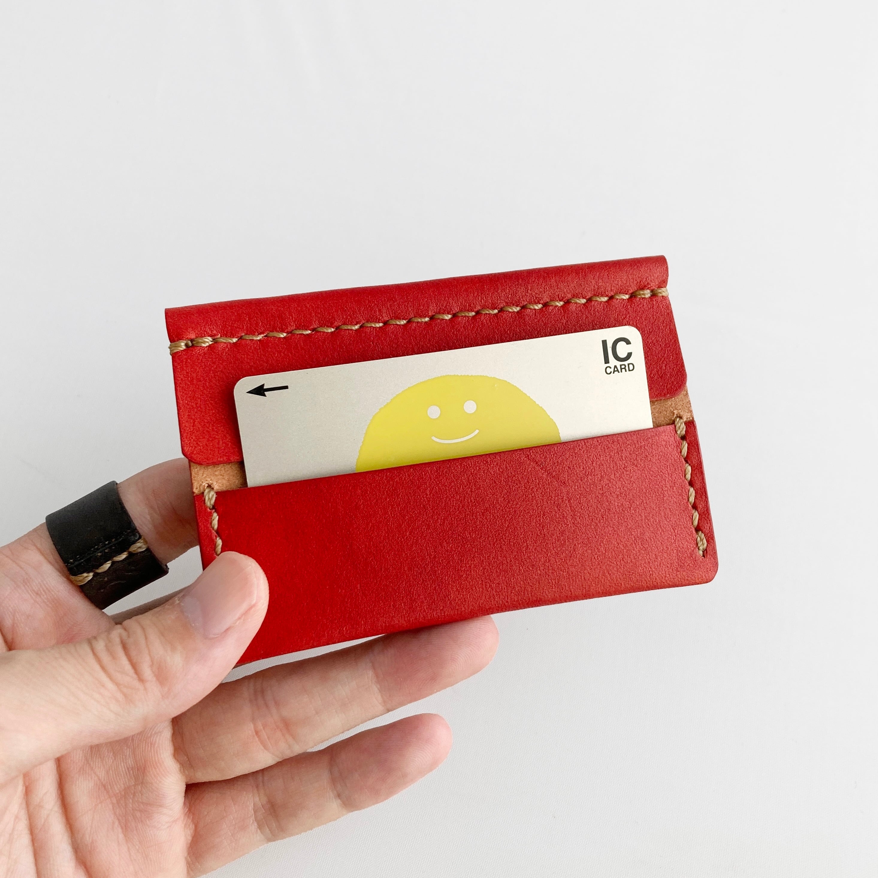 手縫い レザー 赤 ミニ財布 ボタン留め ハンドメイド エムピウ 手縫い レザー 赤 ミニ財布 ボタン留め ハンドメイド エムピウ