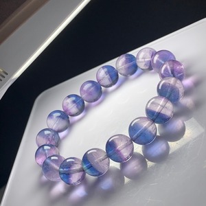 09.幻想的な色合いバイカラーグラデーションフローライトブレスレット