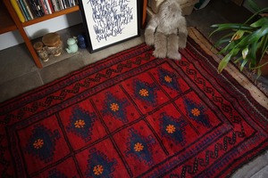 212 -Vintage maldari rug