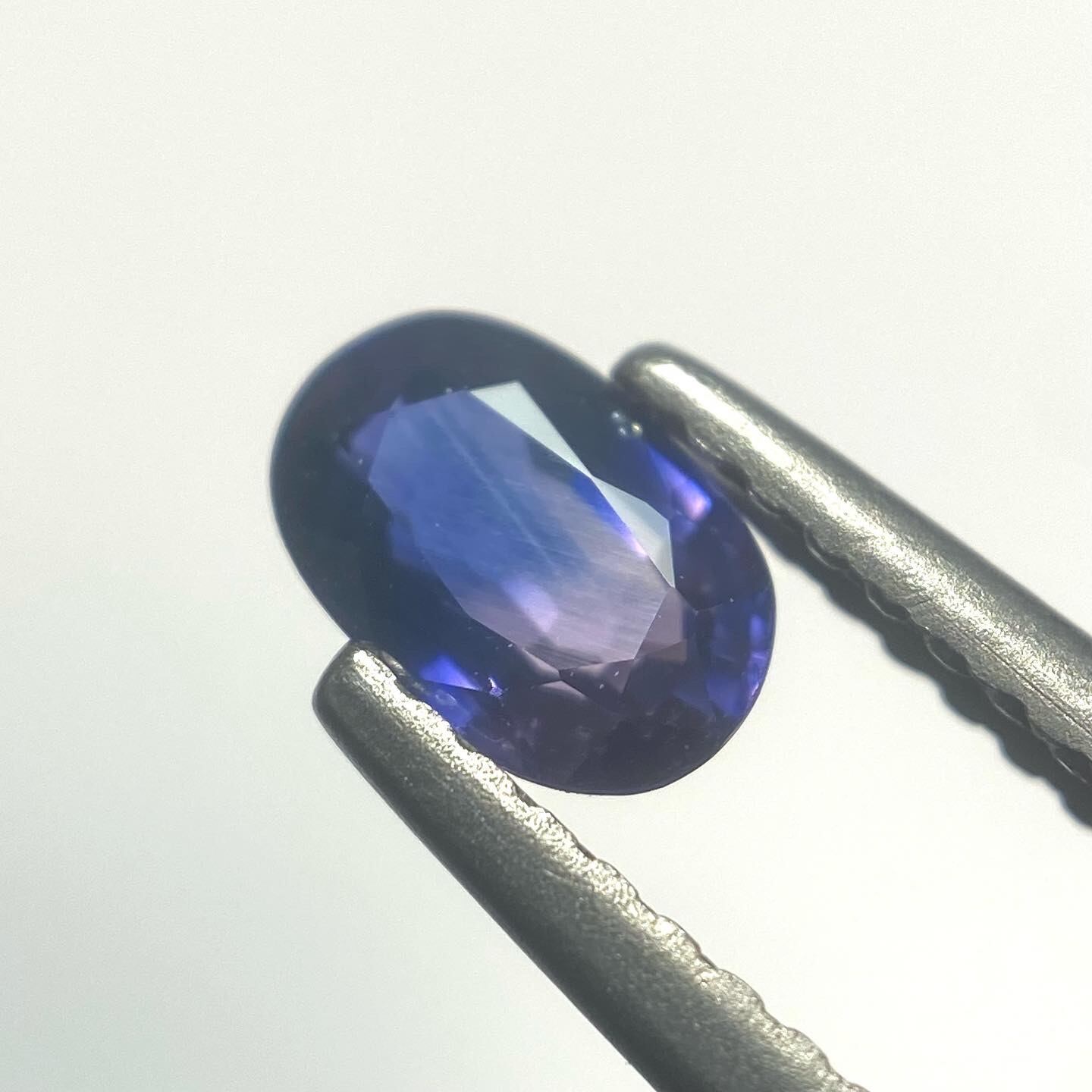 黄昏時 バイカラーサファイア