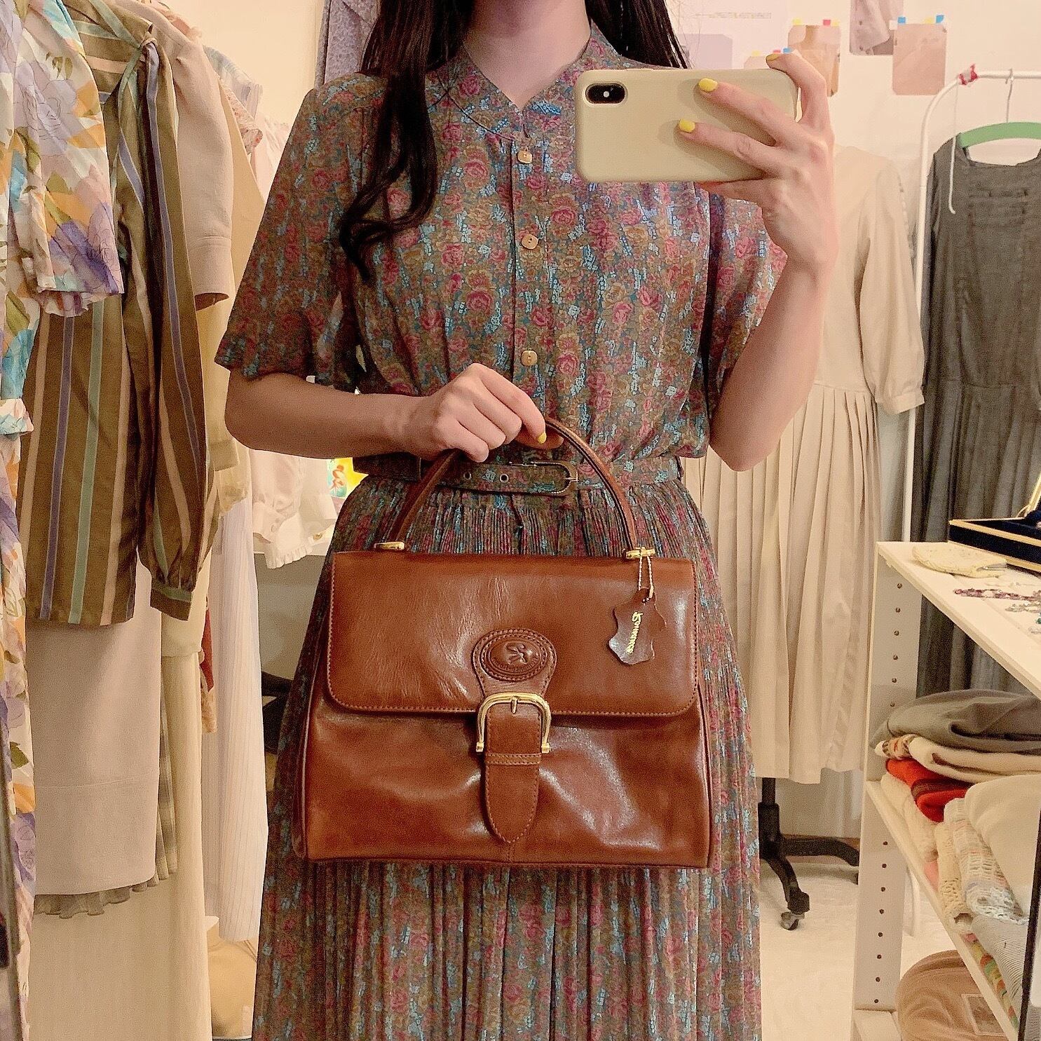 big belt brown leather hand bag