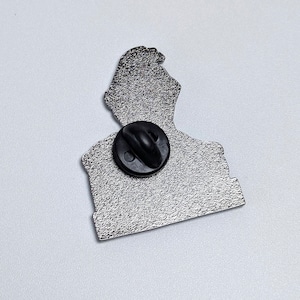 送料無料! ★ピンズ PINS★ピンバッジ 【 The Goonies ( グーニーズ ) 】スロース “ HEY YOU GUYS ”〚アメリカン雑貨 アメトイ〛