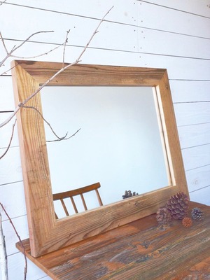 600×740 Wood flame mirror