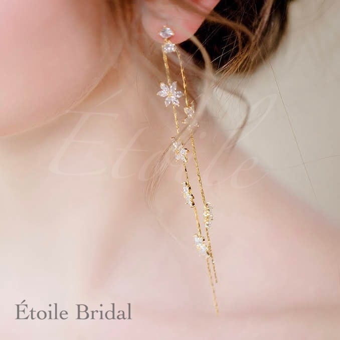 a-31 -キュービックジルコニア-フラワーピアス/イヤリング | ブライダルアクセサリー✴︎Étoile Bridal powered by BASE