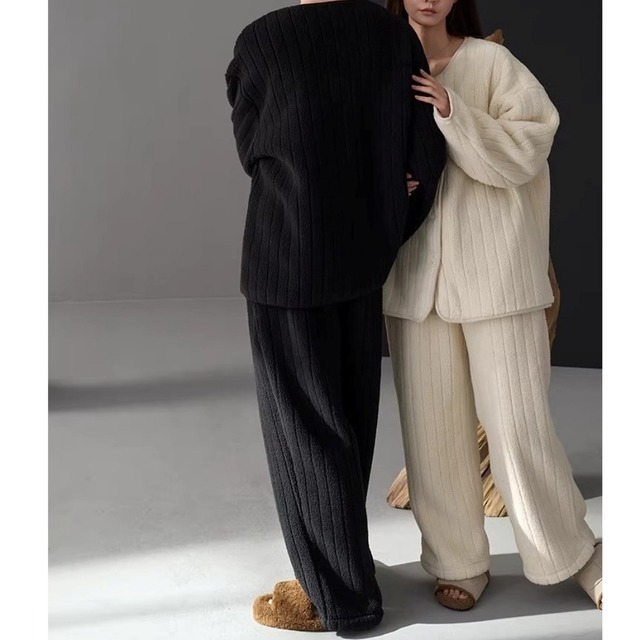 【L-2XL】men's warm flannel simple design cardigan style pair pajamas p1601