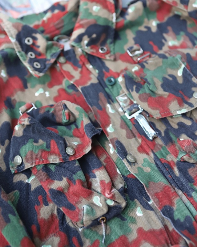 multi-pocket camo blouson