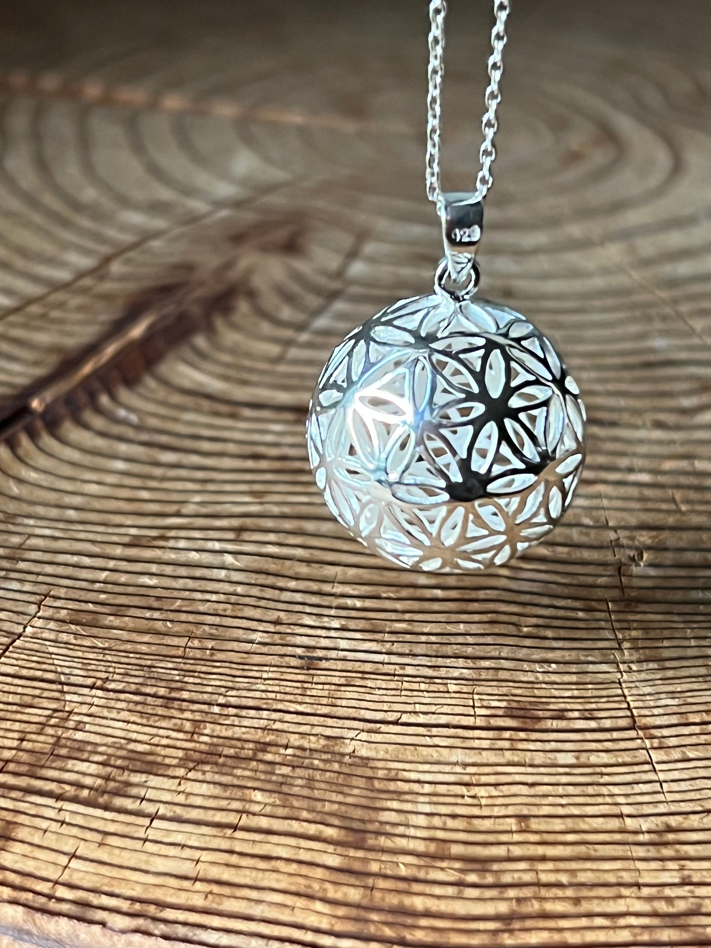 【マグネティックフィールド】フラワーオブライフ(生命の花) 立体ボール型 スターリングシルバー ペンダントトップ