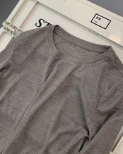 Button side slit sheer t-shirt L0127