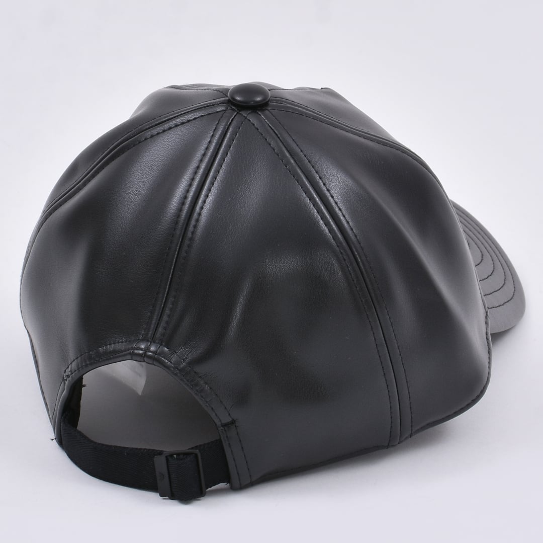 adidas】フェイクレザー ベースボールキャップ | VOLCAN&APHRODITE