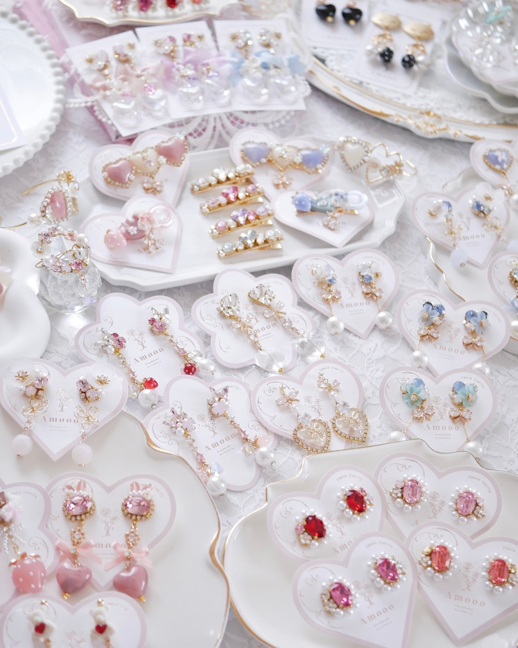 772 クリスタルパールオーバルビジューピアス/イヤリング | Amooo