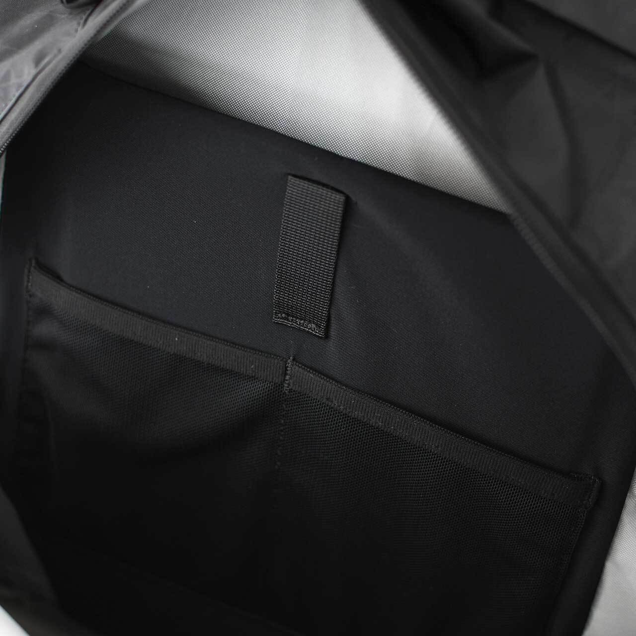 CMF OUTDOOR GARMENT [コムフィアウトドアガーメント] WEEKPACKERZ X