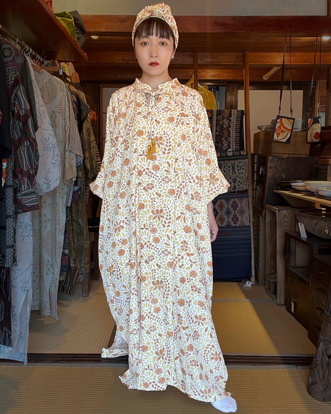 希少☆ビンテージ着物　リメイクドレス　花柄大　一点物！ 1点もの 振袖着物リメイク 後ろリボン マーメイドロングドレス