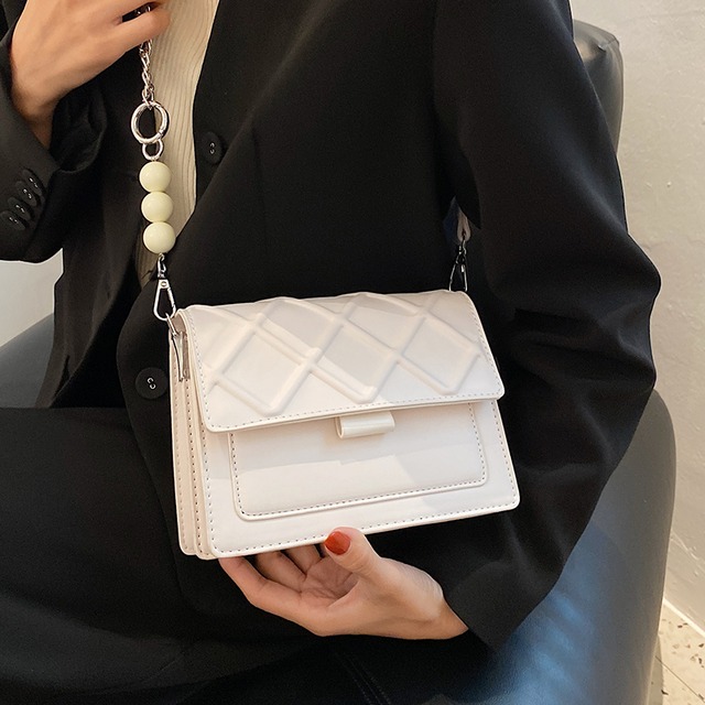 レッドスタイルサマーチェーン パール 夏物 真珠 スクウェア メッセンジャーバッグ Tiancai_Wing_Bag66508666725