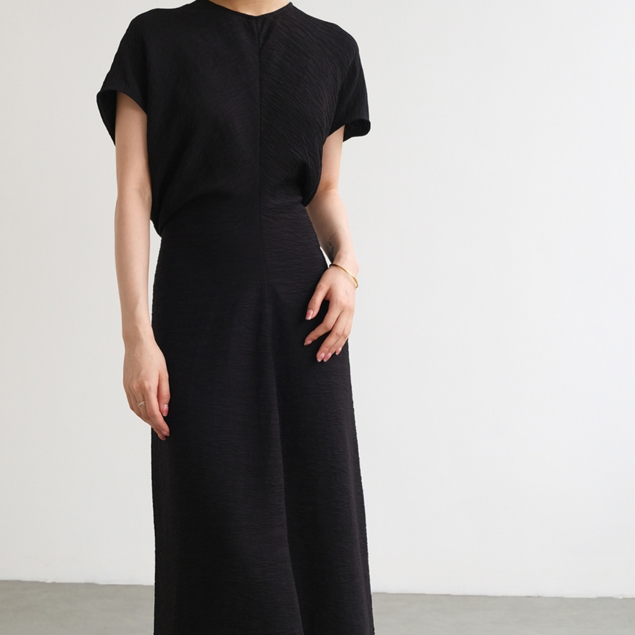 Crew neck short sleeve long dress T0261