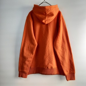 ナイキ　プルオーバー　スウェット　フーディー　センターロゴ　スウッシュ刺繍