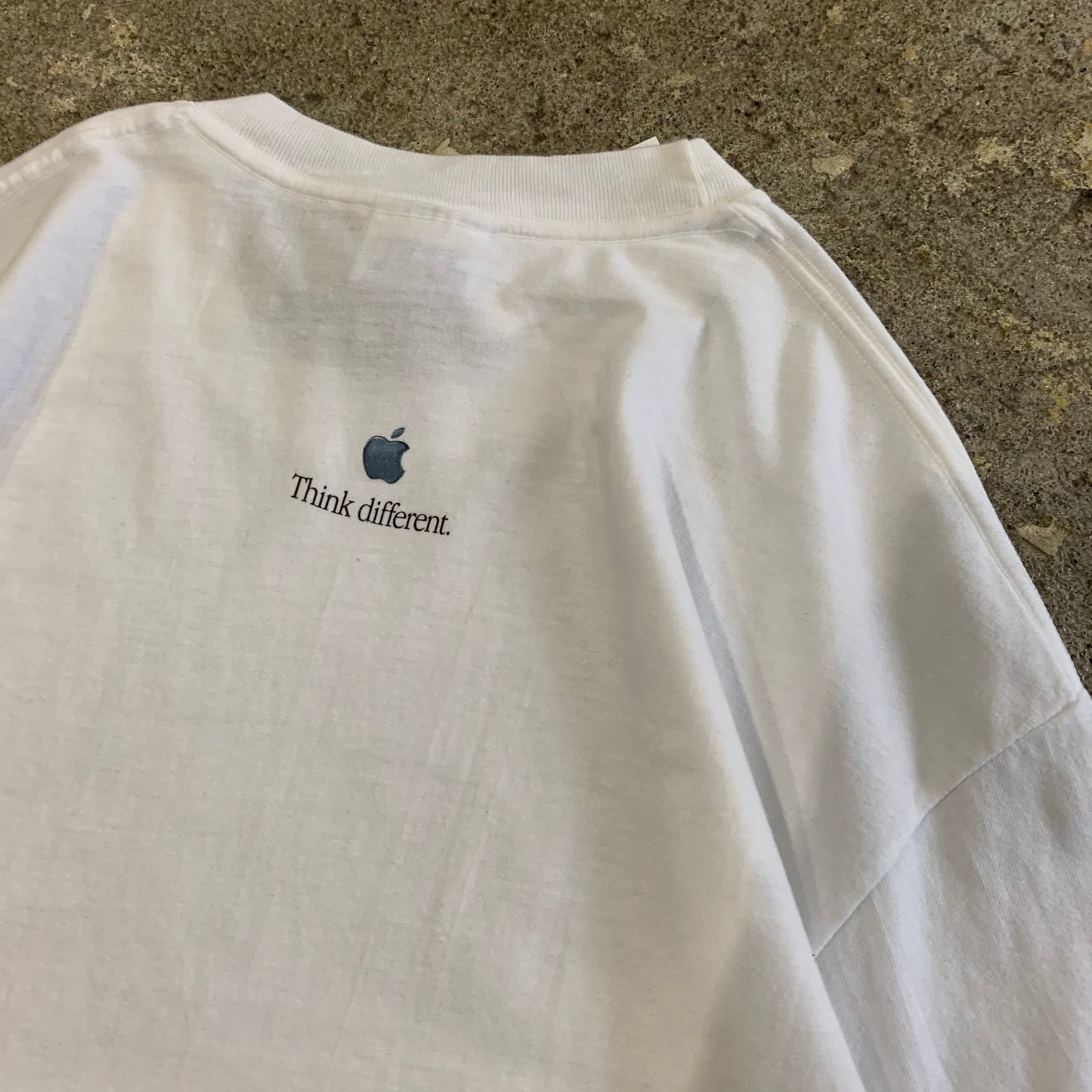 00s apple T-shirt | What