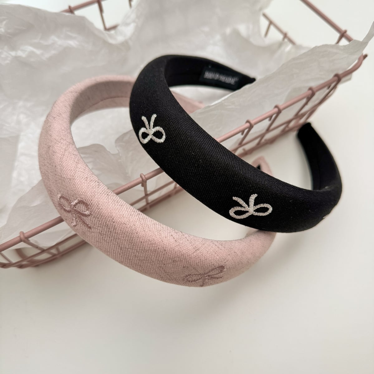 リボン刺繍カチューシャ