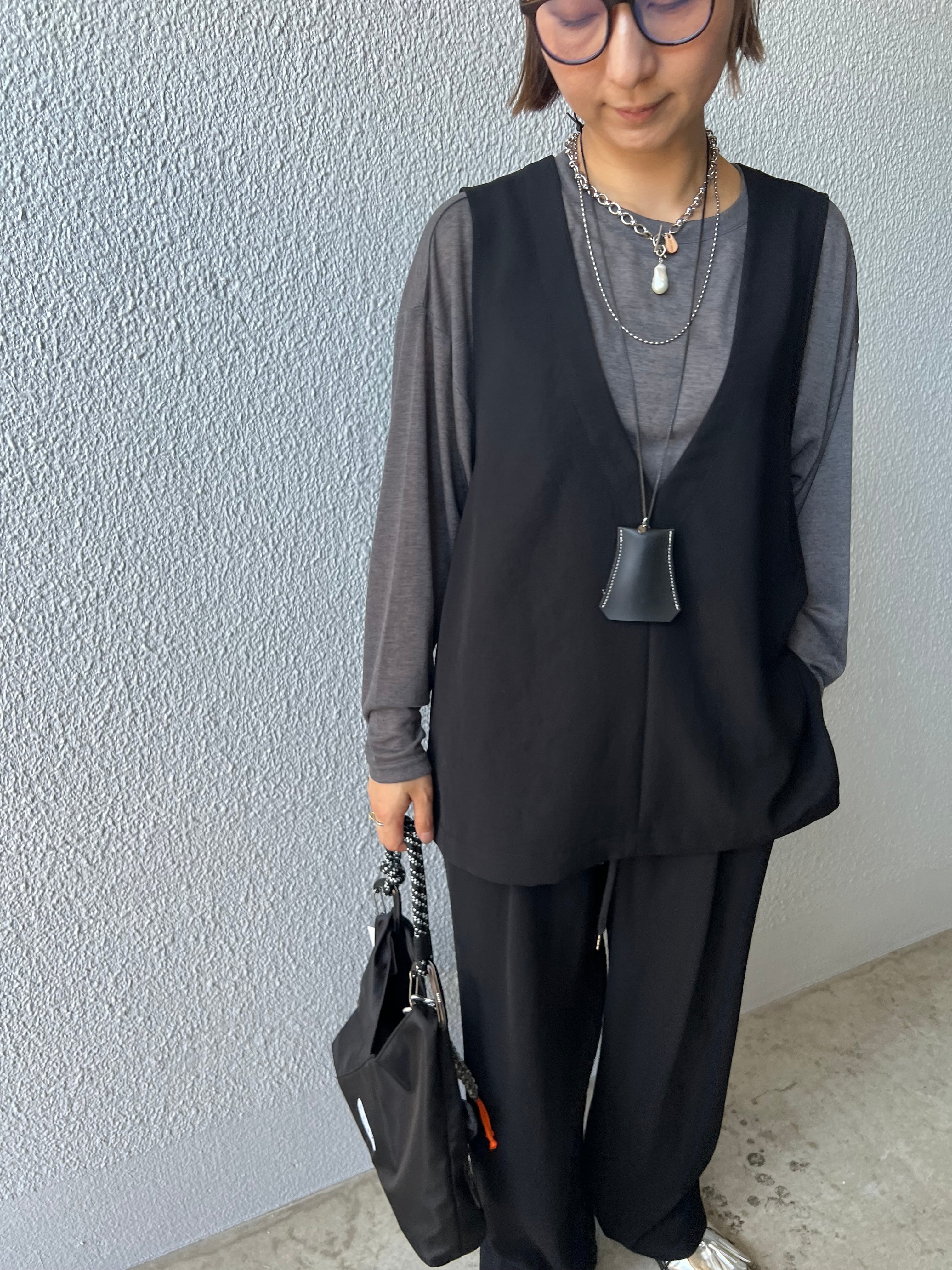 【CHIGNON】シアーフライスプルオーバー 8554-054BZ