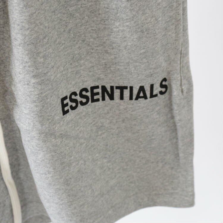 エッセンシャルズ FOG ESSENTIALS Fear of God スウェットショーツ