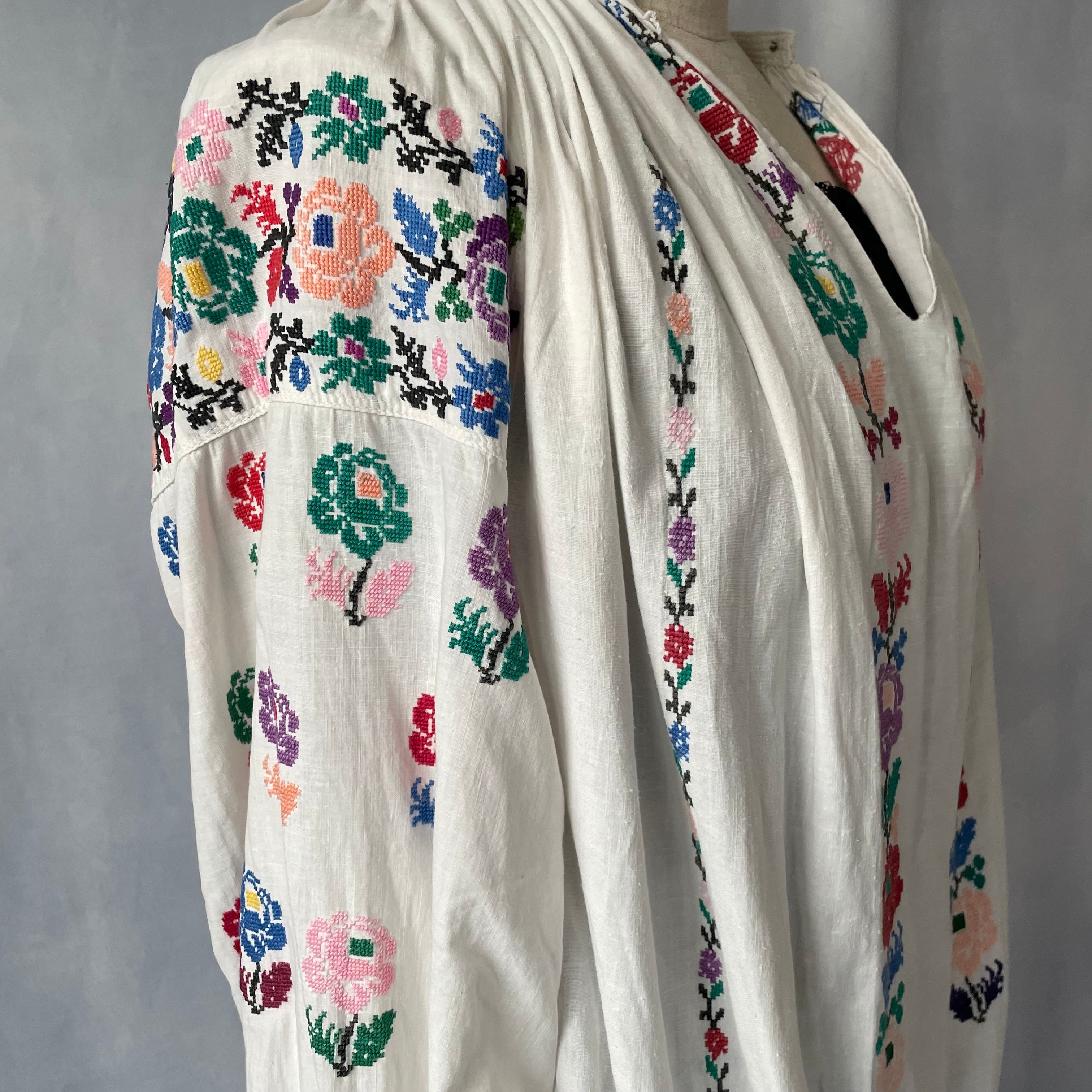 ウクライナ刺繍ワンピース】U3-7 | Pay ID ウクライナ刺繍ワンピース】U3-7 | Pay ID