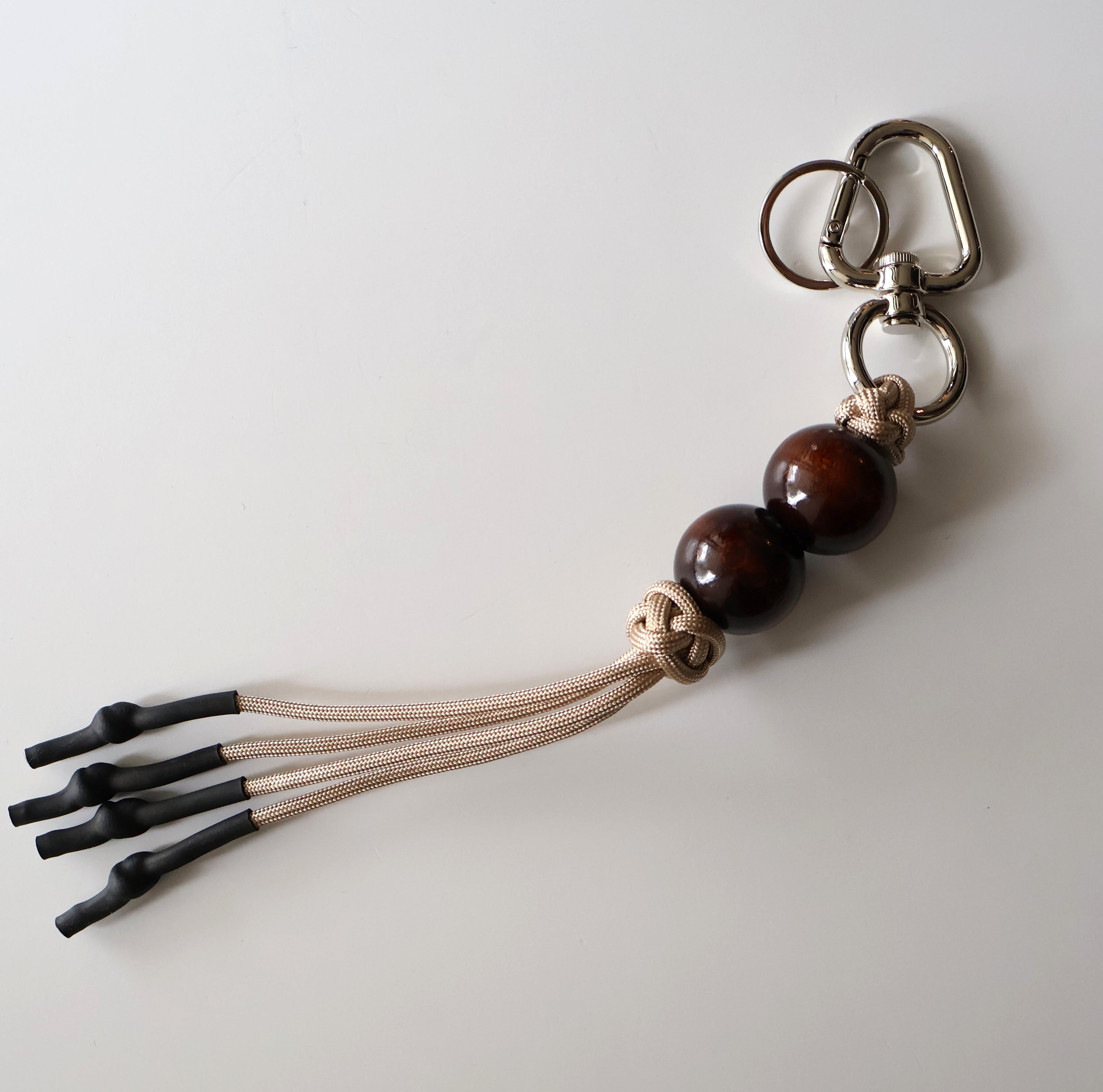 MIDTHINGS “ CHARM KEY CHAIN ( Brown*Beige ) ” | H.inch