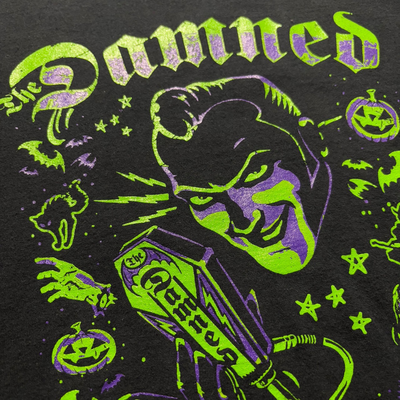 2008’s THE DAMNED long sleeves music tee artwork by VINCE RAY