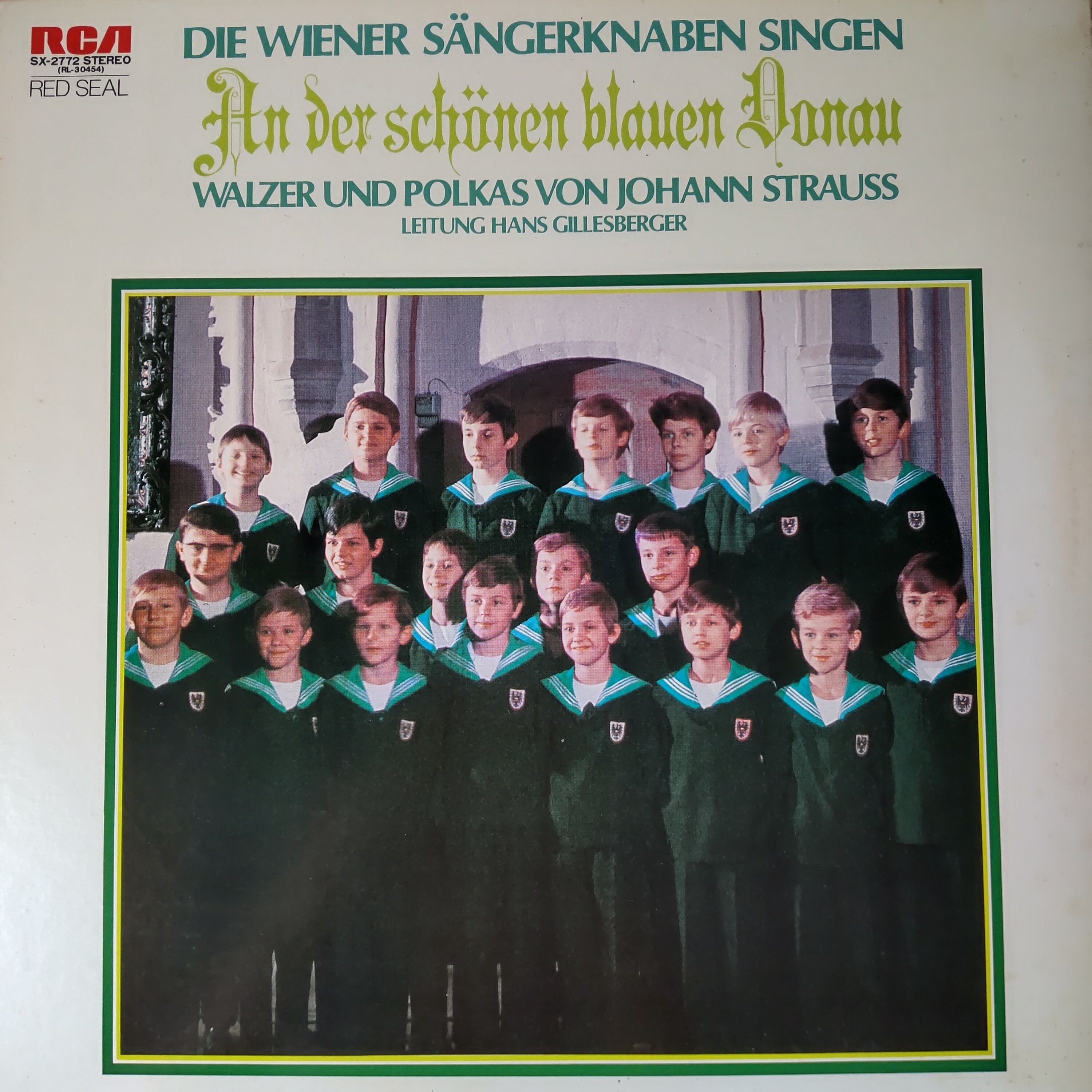 ウィーン少年合唱団 - 美しき青きドナウ | 中古レコード通販 エバープレイ