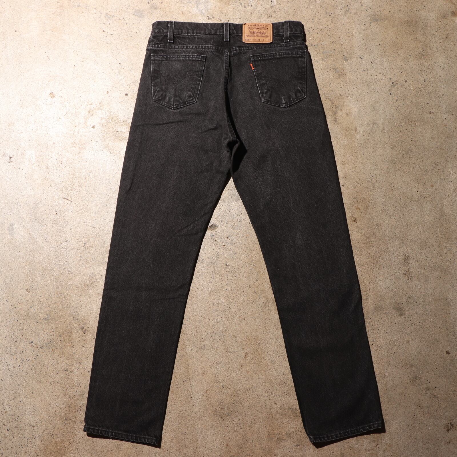 美品 34×32 Levi 
