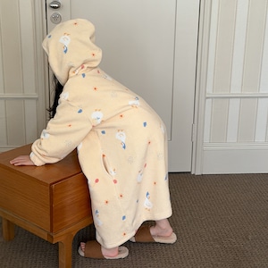 冬アニマル柄フリースフードルームガウン